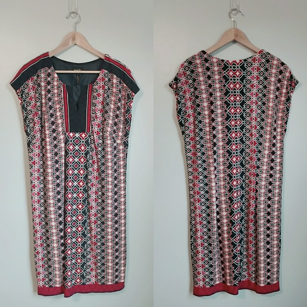 Laundry by Shelli Segal Patterned Shift Dress